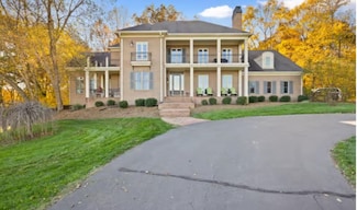 8425 Cemetery Rd, Bowling Green, KY 42103