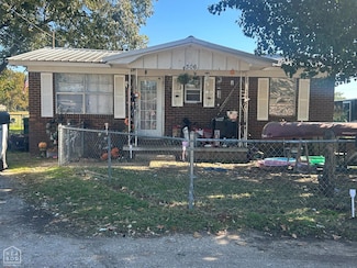 306 Roy Benton Dr, Manila, AR 72442