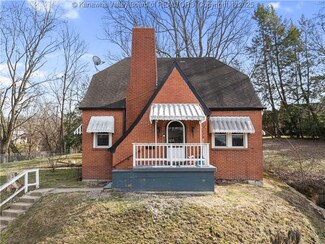 418 Elm St, South Charleston, WV 25303