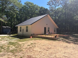 46 Caswell Dr, Defuniak Springs, FL 32435