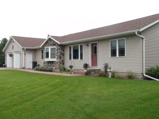 n 6428 Valley Circle Rd, Plainfield, WI 54966