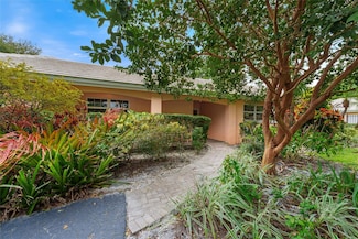 900 Cypress Terrace Unit V61, Pompano Beach, FL 33069