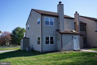 223 E Green Valley Cir, Newark, DE 19711