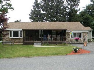 40 Shrine Ave, West Boylston, MA 01583