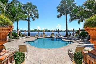 183 Las Brisas Cir, Hypoluxo, FL 33462