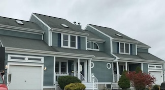 11 Pike St, South Dartmouth, MA 02748