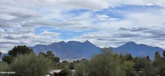 568 W Paseo Solana, Green Valley, AZ 85614