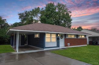 8831 Daly Rd, Cincinnati, OH 45231