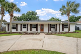 321 St Andrews Dr, Niceville, FL 32578