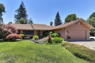 1902 Mclaren Dr, Roseville, CA 95661