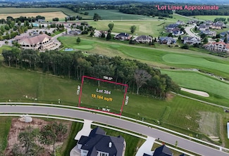 L384 Interlachen Ave, Oregon, WI 53575
