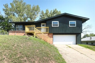 2509 Glennor Rd, Des Moines, IA 50310