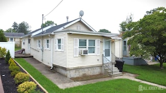 429 Wilfred Ave, Trenton, NJ 08610