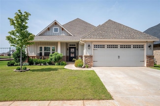 18405 Autumn Grove Dr, Edmond, OK 73012