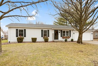 2116 Mallard Dr, Mahomet, IL 61853