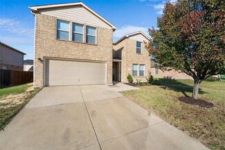 4725 Creekview Ln, Balch Springs, TX 75180