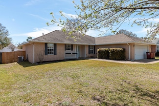 513 Risen Star Dr, Crestview, FL 32539