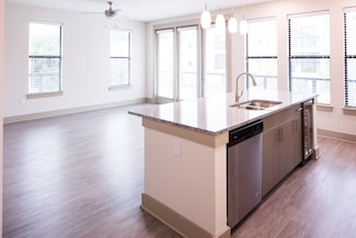 4020 Gilbert Ave Unit 101, Dallas, TX 75219