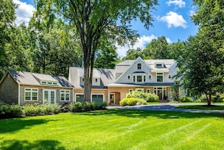 29 Plympton Rd, Sudbury, MA 01776