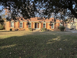 2311 Mayfair Ave, Murfreesboro, TN 37130