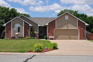 101 Finch Ct, Andale, KS 67001