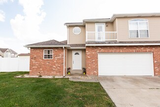 824 Oxen Dr, Belleville, IL 62221