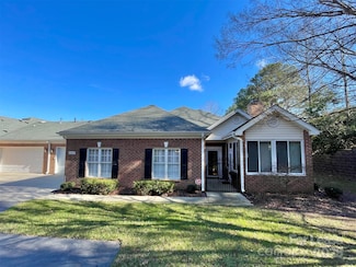 8409 Olde Troon Dr, Charlotte, NC 28277