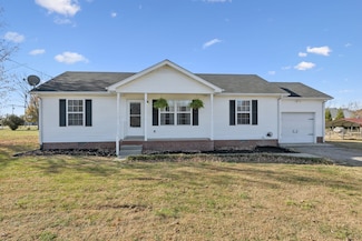 9806 Gray Fox Dr, Christiana, TN 37037