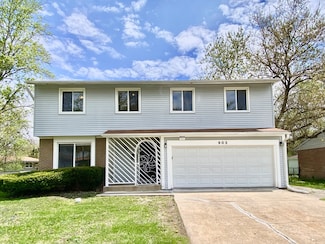 903 Blackhawk Dr, University Park, IL 60484