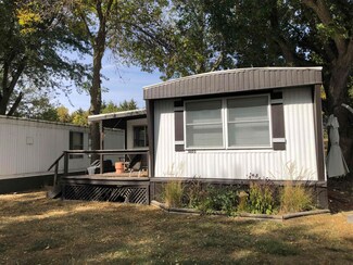 1605 Stern St Unit 8, Spirit Lake, IA 51360
