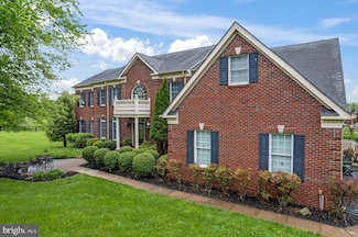 41113 Canongate Dr, Leesburg, VA 20175