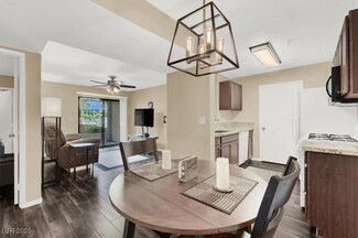 950 Seven Hills Dr Unit 2413, Henderson, NV 89052