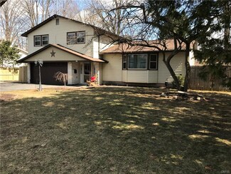 115 Single Dr, Syracuse, NY 13212