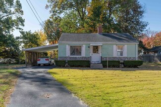 77 Alfred Cir, Agawam, MA 01001