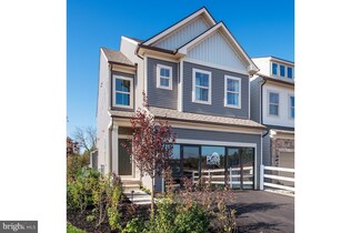 743 Finlay Dr, Franconia, PA 18924