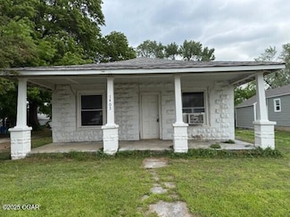 1403 W 9th St, Joplin, MO 64801