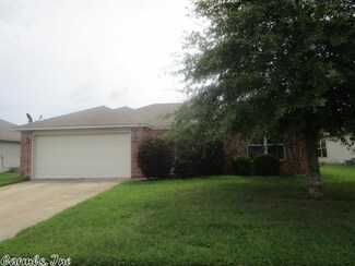 906 Aster Dr, North Little Rock, AR 72117