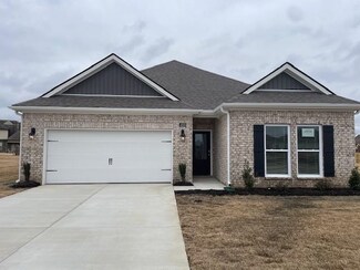 4305 Sandy Hollow Ln, Millington, TN 38053