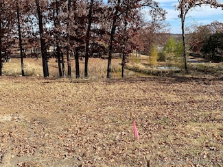 655 Woodlands Dr, Tahlequah, OK 74464