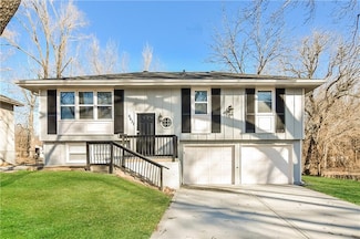 6632 E 134th St, Grandview, MO 64030