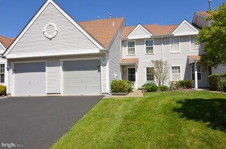 137 Birch Hollow Dr, Bordentown, NJ 08505