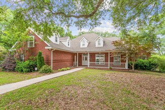 5964 King George Pkwy, Milton, FL 32571