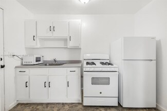 126 SW 18th Ave Unit 5, Miami, FL 33135