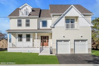 78 Saltspray Dr, Lacey Township, NJ 08731