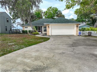 225 Lake Josephine Shores Rd, Sebring, FL 33875