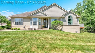 6612 Wabash Ln Unit 1, Troy, MI 48085