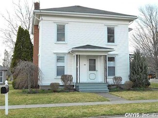 36 State St, Tully, NY 13159