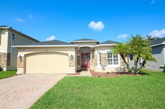 3372 Gerber Daisy Ln, Oviedo, FL 32766