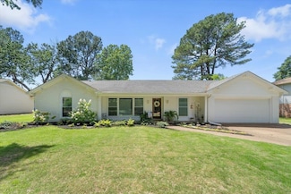 1469 Poplar Estates Pkwy, Germantown, TN 38138