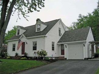 5 Field St, Auburn, MA 01501